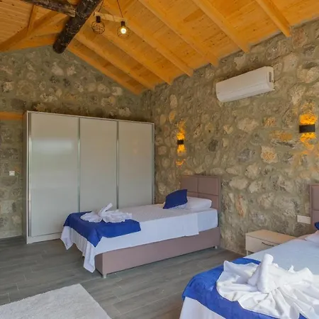 Villa Guntekin Stone *