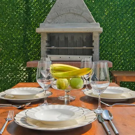 Villa Guntekin Stone *